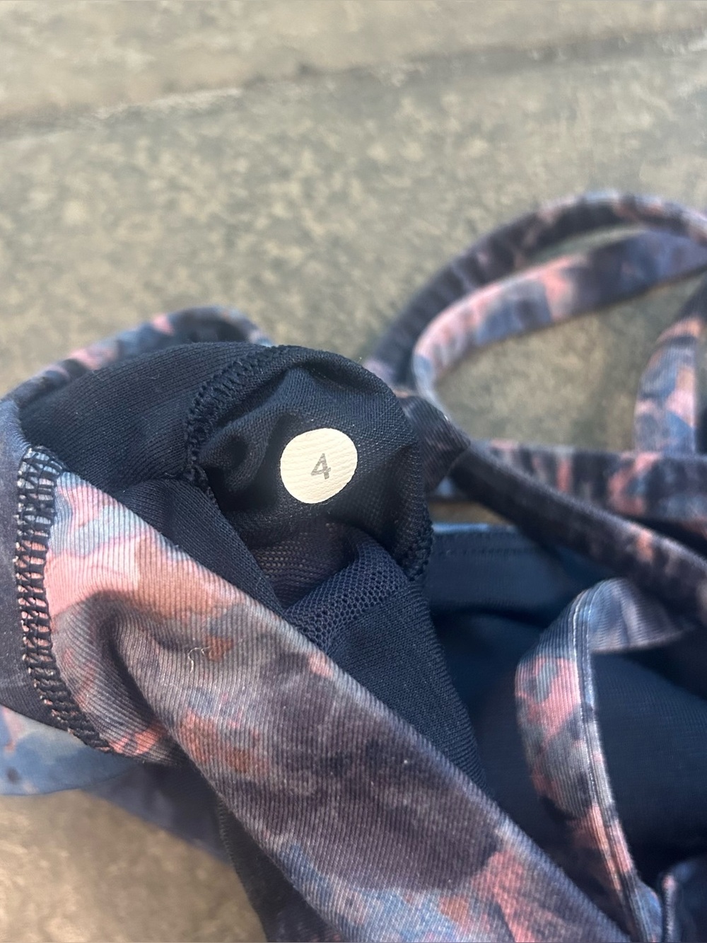 LULULEMON Energy Leggings W/ bra Moody Mirage Bark Berry Size 4 - Picture 4 of 9